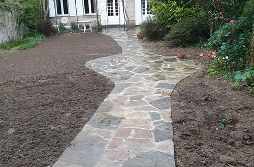 Creation of a garden path in Martys stone