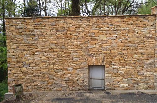 Dry Stone Walling in 'Lot' Stone