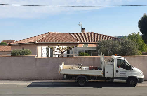 Roofing in Shaped Tiles